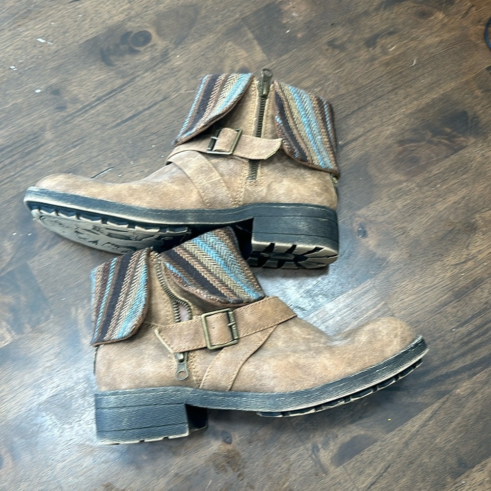 Women’s Rocket Dog Bootie
